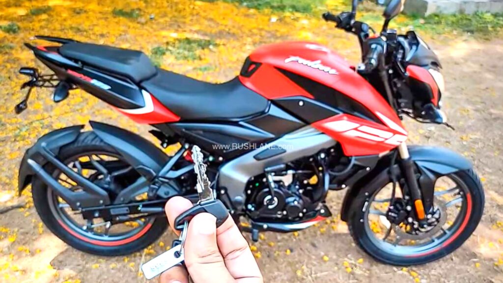 New Bajaj Pulsar Ns125 Motorcycle बहुत ही कम प्राइज में लेकर आइये घर।